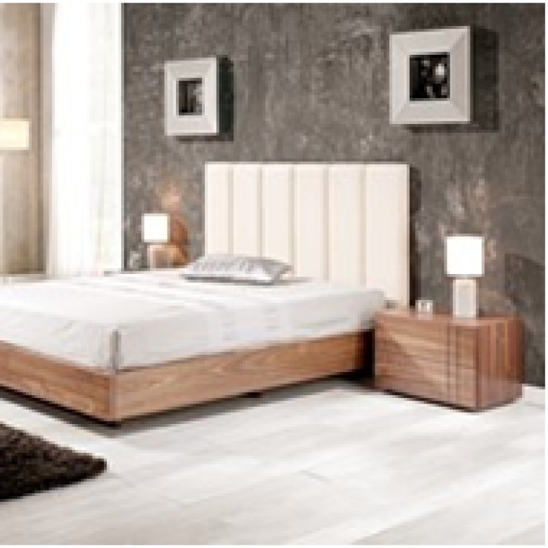 Conjunto de Quarto em Nogueira Natural